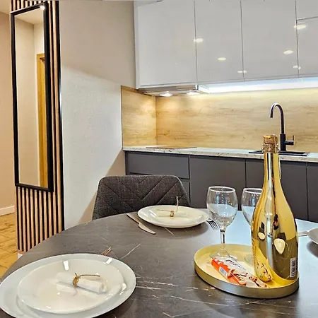 Holidayhomepl Sea & Forest B417 Z Sypialnia, Basen, Spa, Gym Gratis Apartment *
